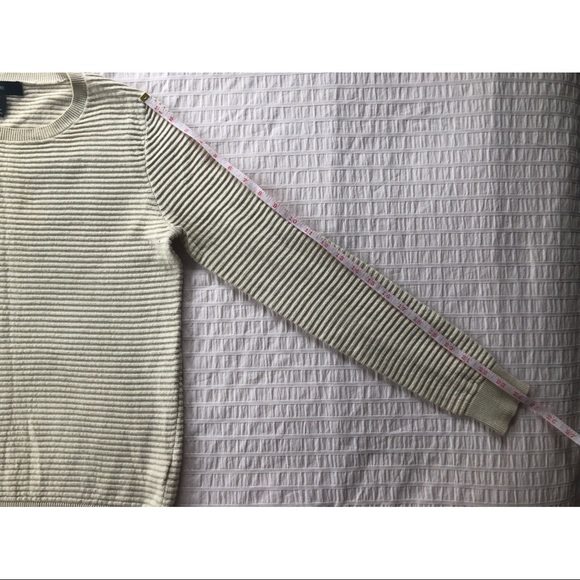 Forever 21 Cream Sweater - Picture 12 of 14